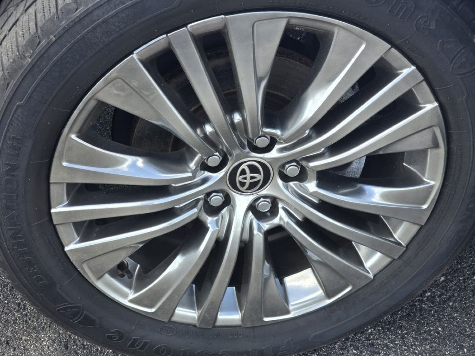 Used 2024 Titanium Toyota XLE image 9