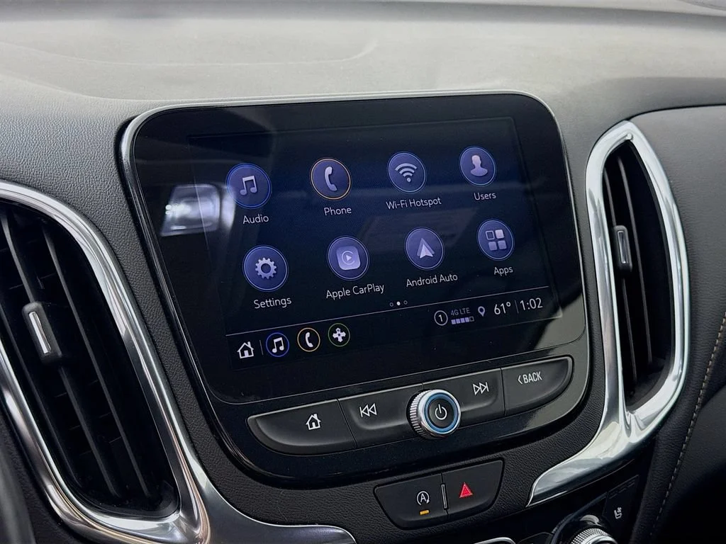 Used 2022 SUMMIT WHITE Chevrolet Premier image 14