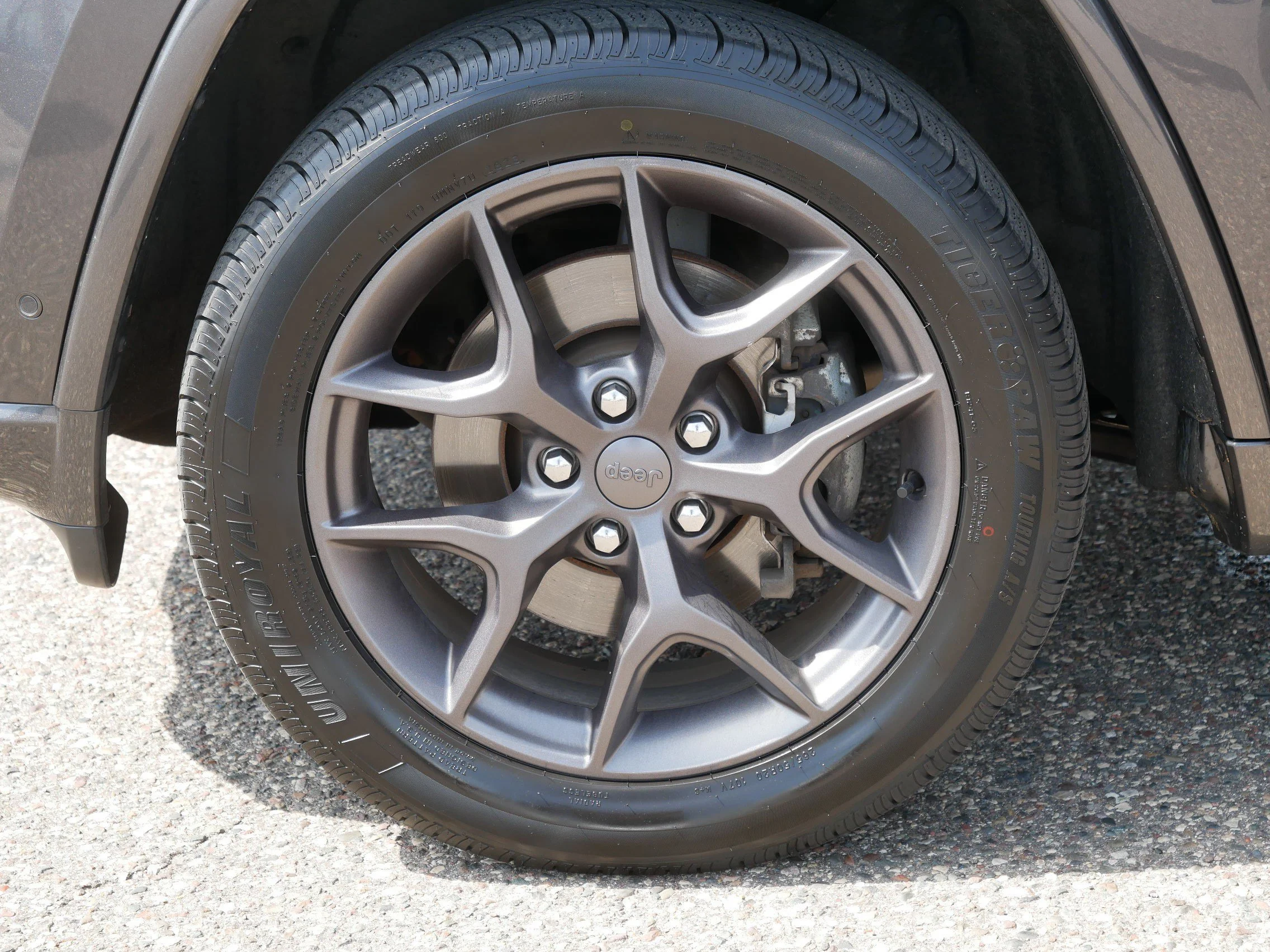 Used 2021 Granite Crystal Metallic Clearcoat Jeep 80th Anniversary image 15