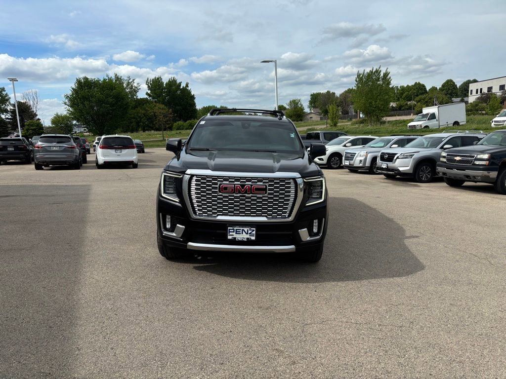 Used 2022 GMC Yukon XL Denali with VIN 1GKS2JKL5NR285317 for sale in Rochester, Minnesota