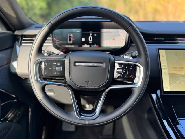 New 2027 Fuji White Land Rover SE image 20