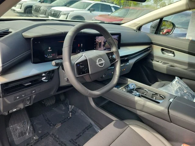 New 2026 Everest White Pearl TriCoat Nissan Platinum image 7