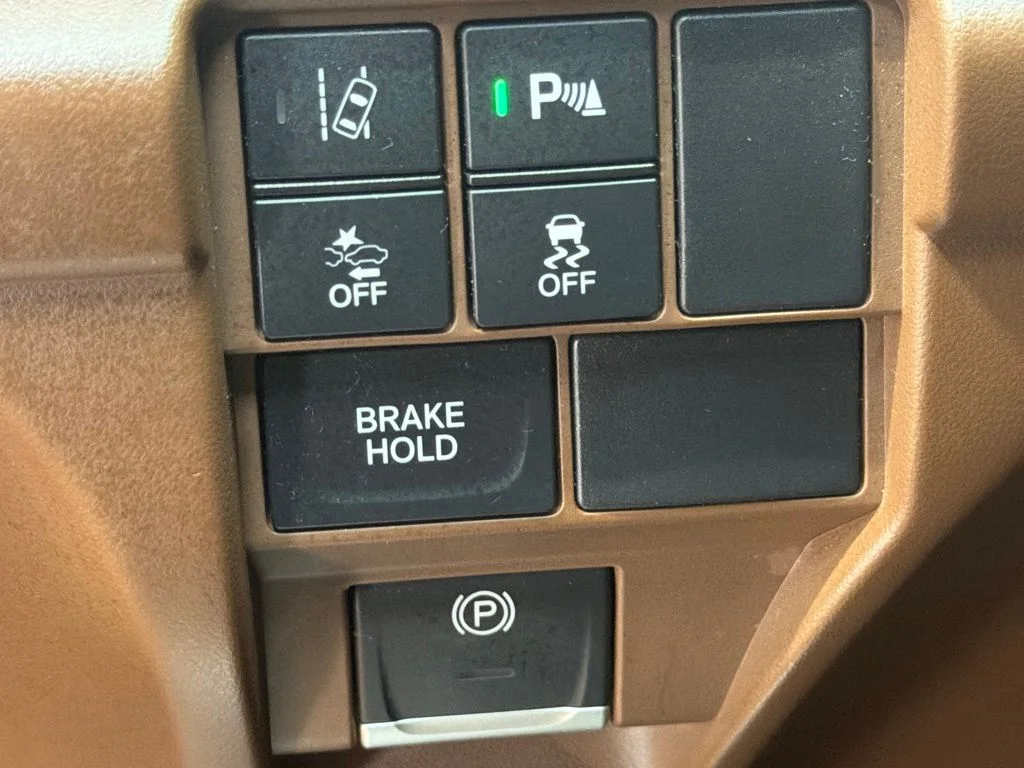 Used 2020 Gunmetal Metallic Acura Technology Package image 24