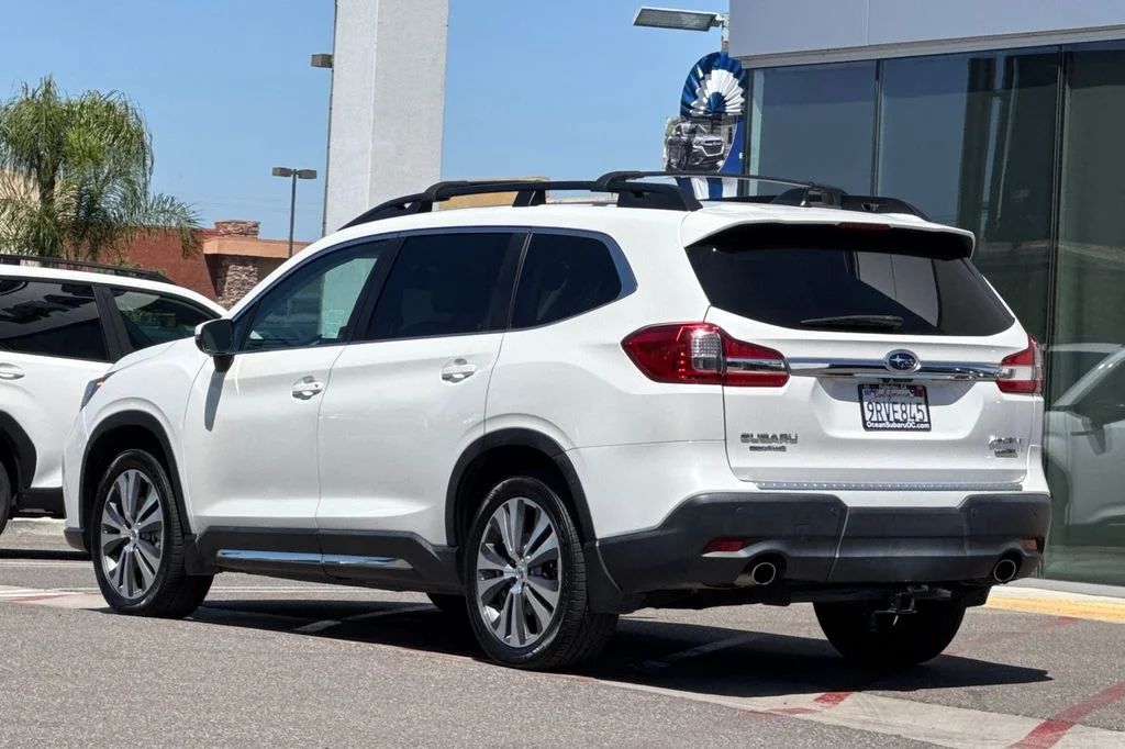 Used 2020 White Subaru Limited image 9