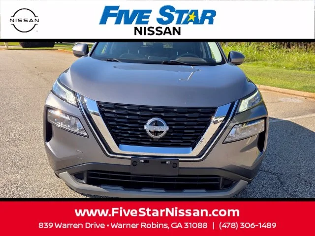 Used 2023 Gray Nissan SV image 2