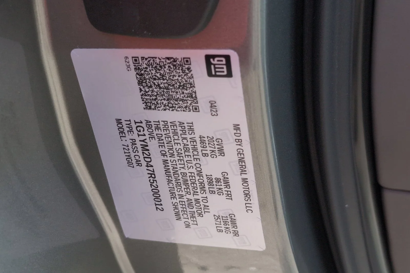 Used 2024 Hypersonic Gray Metallic Chevrolet 3LZ image 30