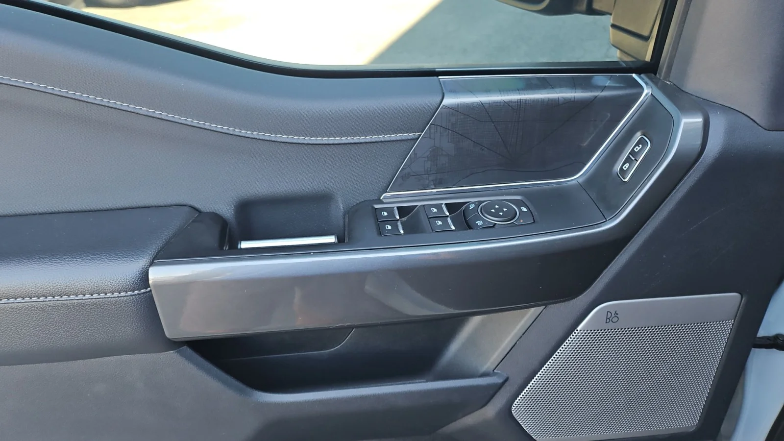 Used 2023 Gray Ford XLT image 11