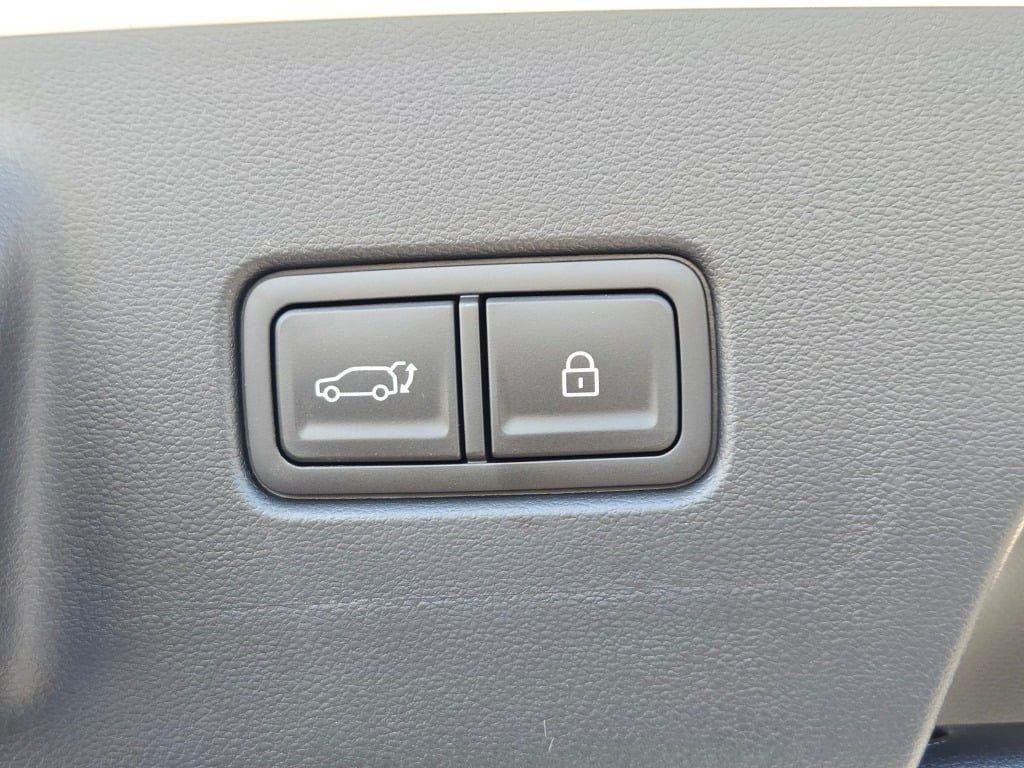 New 2026 White Pearl Hyundai Calligraphy FWD image 18
