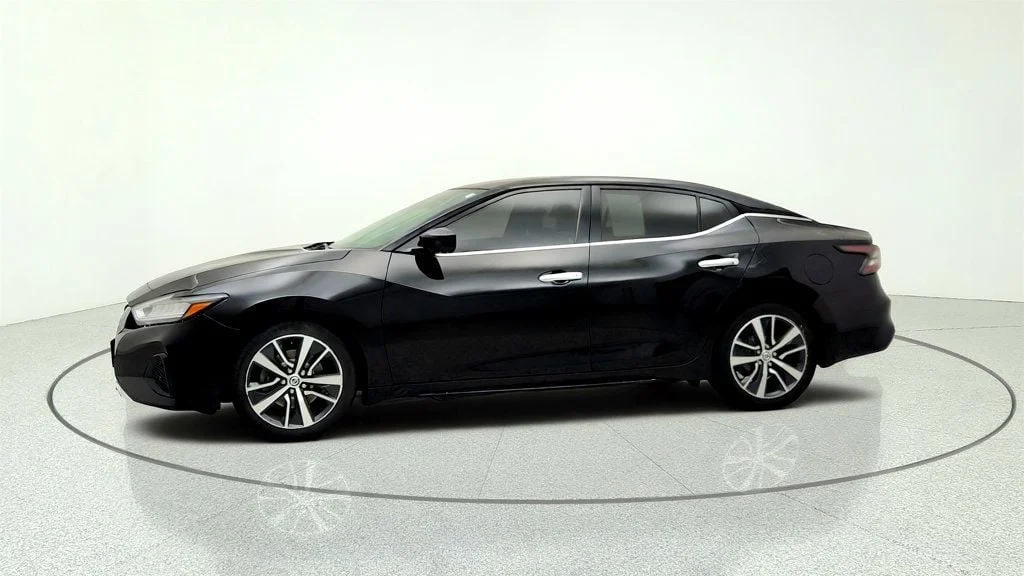 Used 2020 Super Black Nissan S 3.5L image 8