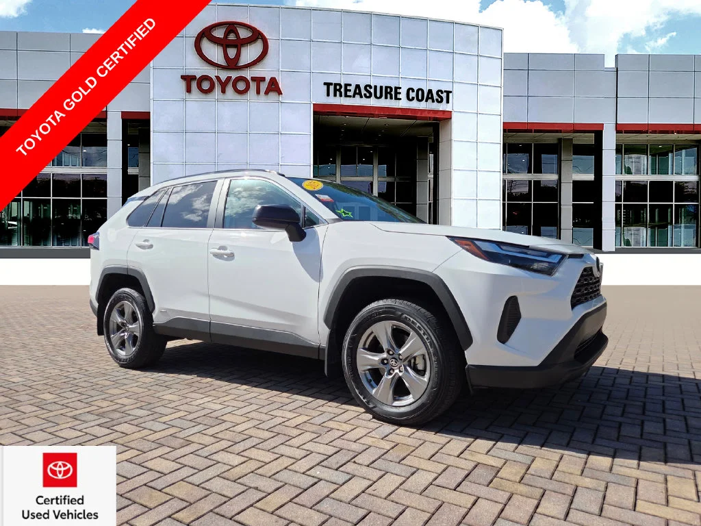Used 2025 White Toyota LE image 1