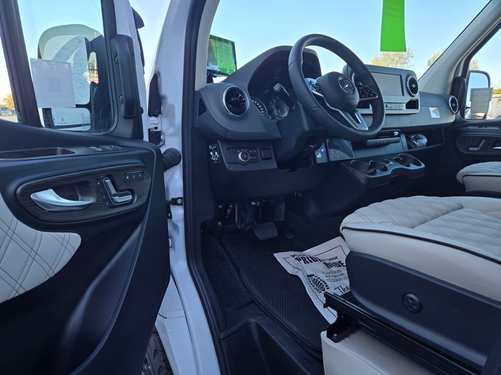 2024 Mercedes-Benz Sprinter Cargo Van Base - Photo 9