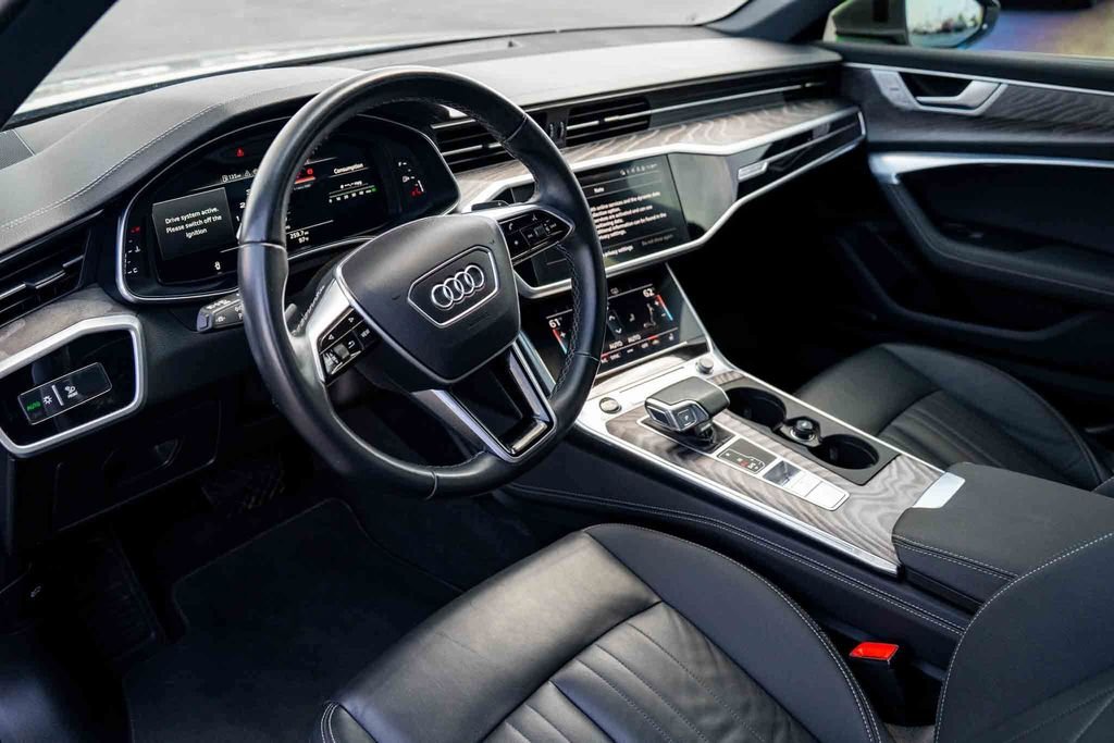 Used 2024  Audi 55 Premium Plus image 10