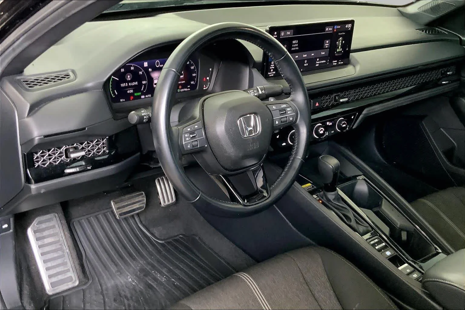 Used 2025 Crystal Black Pearl Honda HYBRID SPORT image 17
