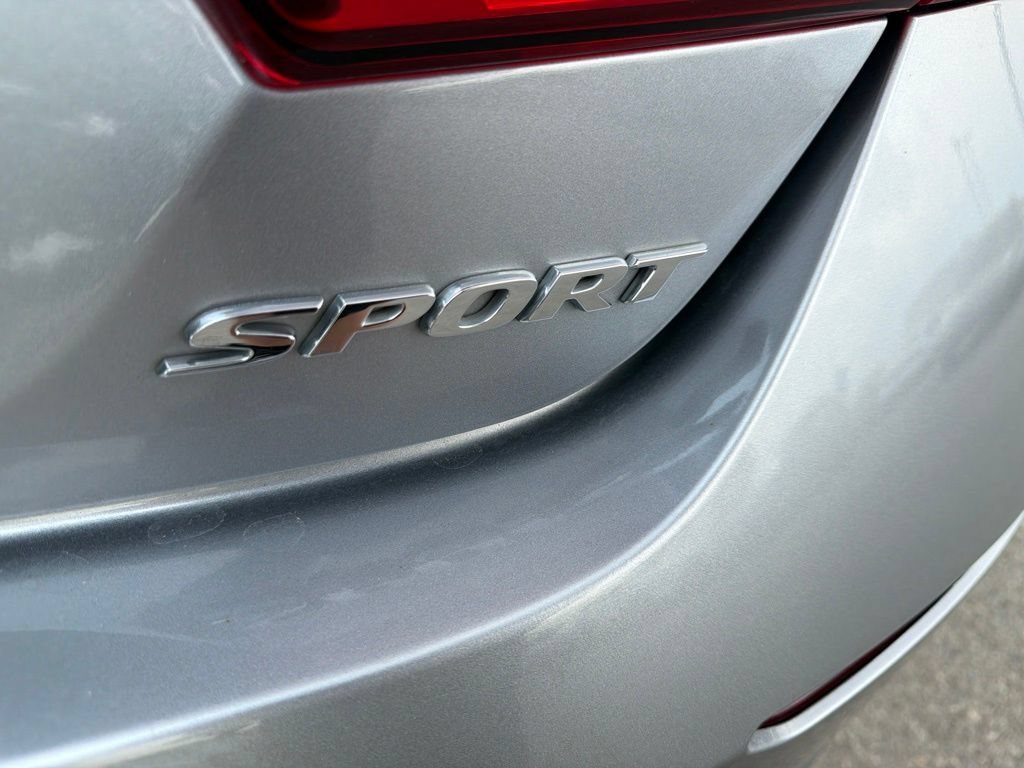 Certified Used 2022 Lunar Silver Metallic Honda Sport image 5