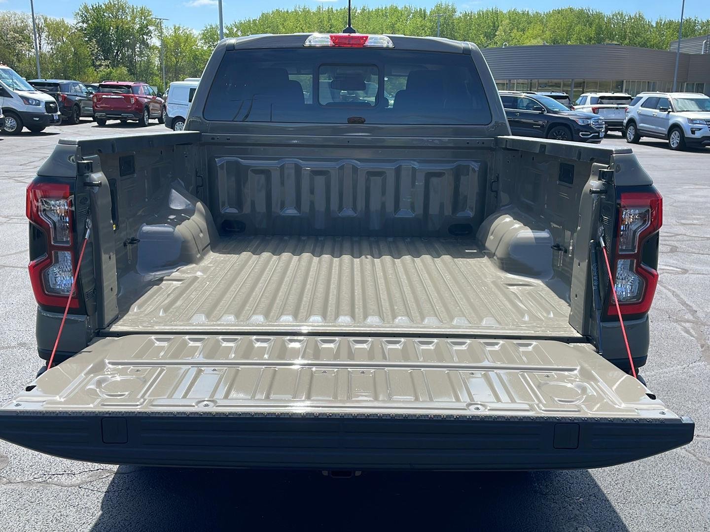 New 2026 Marsh Gray Ford XLT image 35