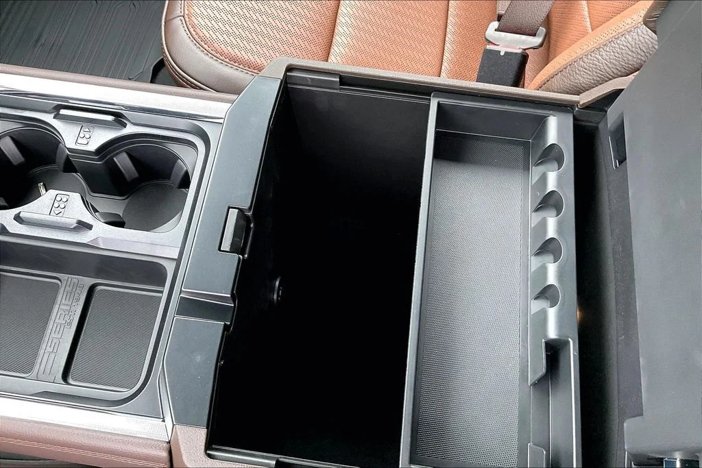 New 2026 Ford Super Duty F-250 King Ranch 4D Crew Cab