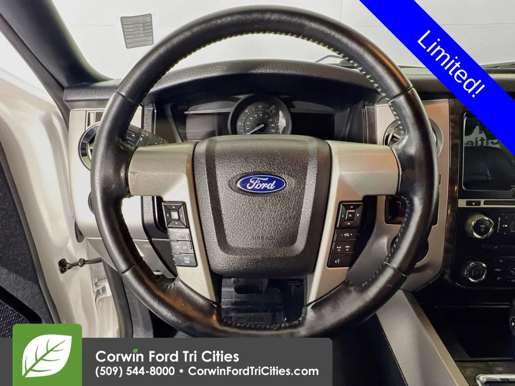Used 2017 White Platinum Clearcoat Metallic Ford Limited image 8