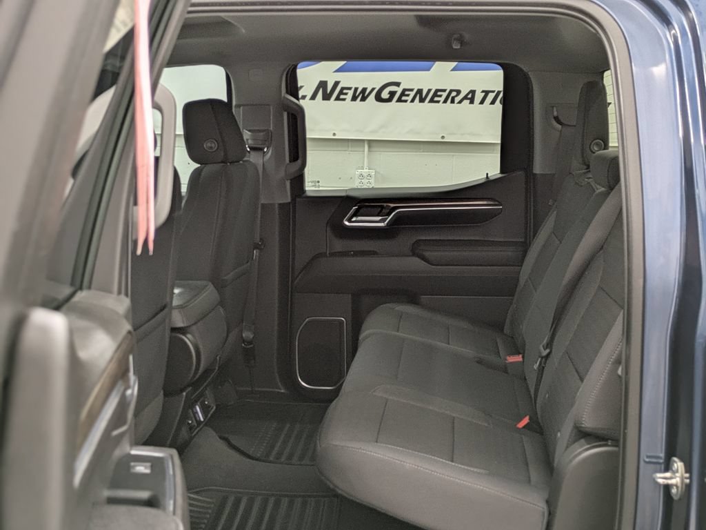 2023 Chevrolet Silverado 1500 LT - Photo 14