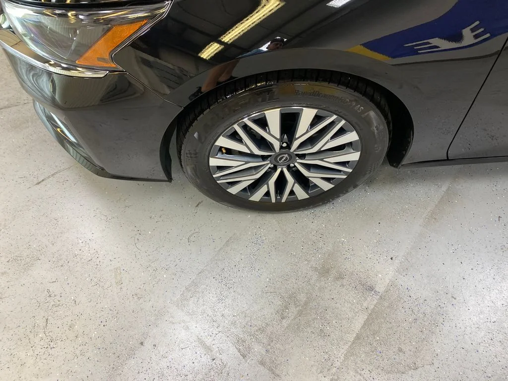 Used 2025 Black Nissan 2.5 SV image 11
