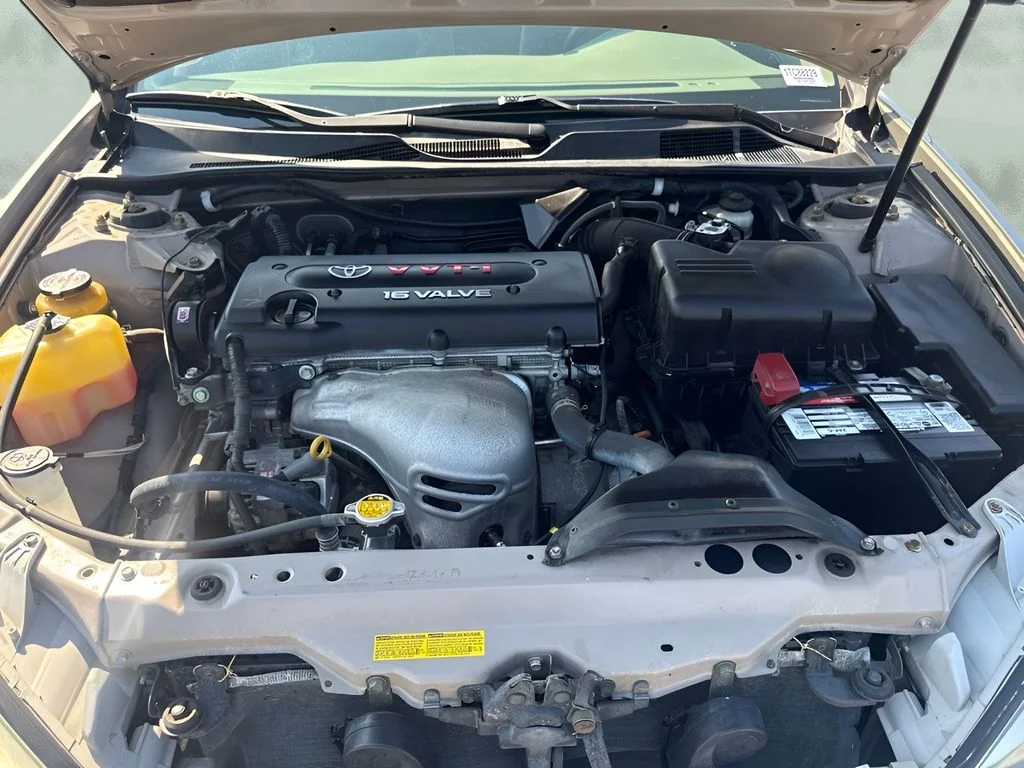 Used 2003 Beige Toyota LE image 21