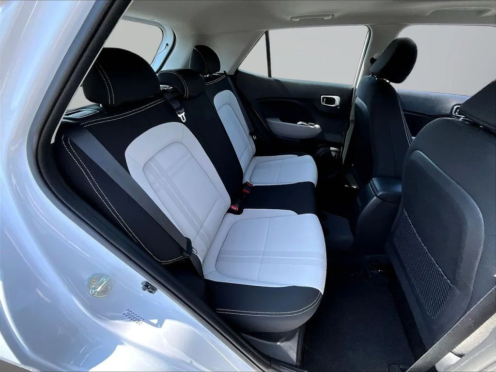 Certified Used 2022 White Hyundai SEL image 23