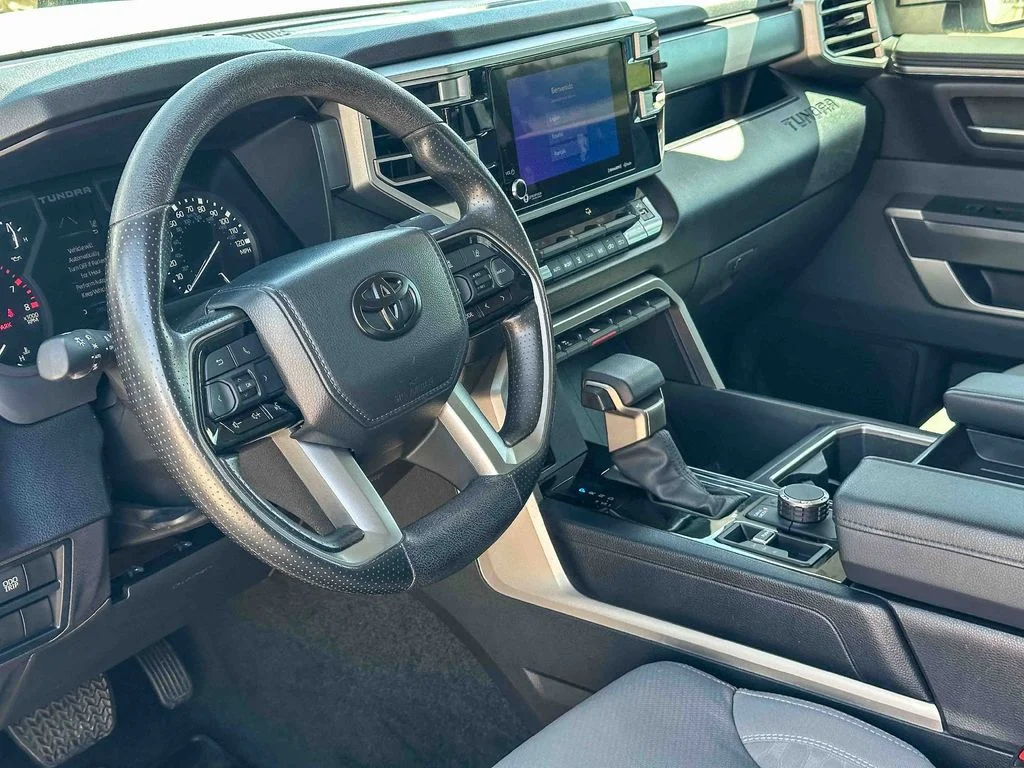2024 Toyota Tundra SR5 - Photo 12