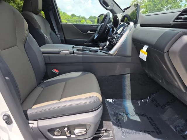 2026 Lexus LX 700h Overtrail - Photo 10