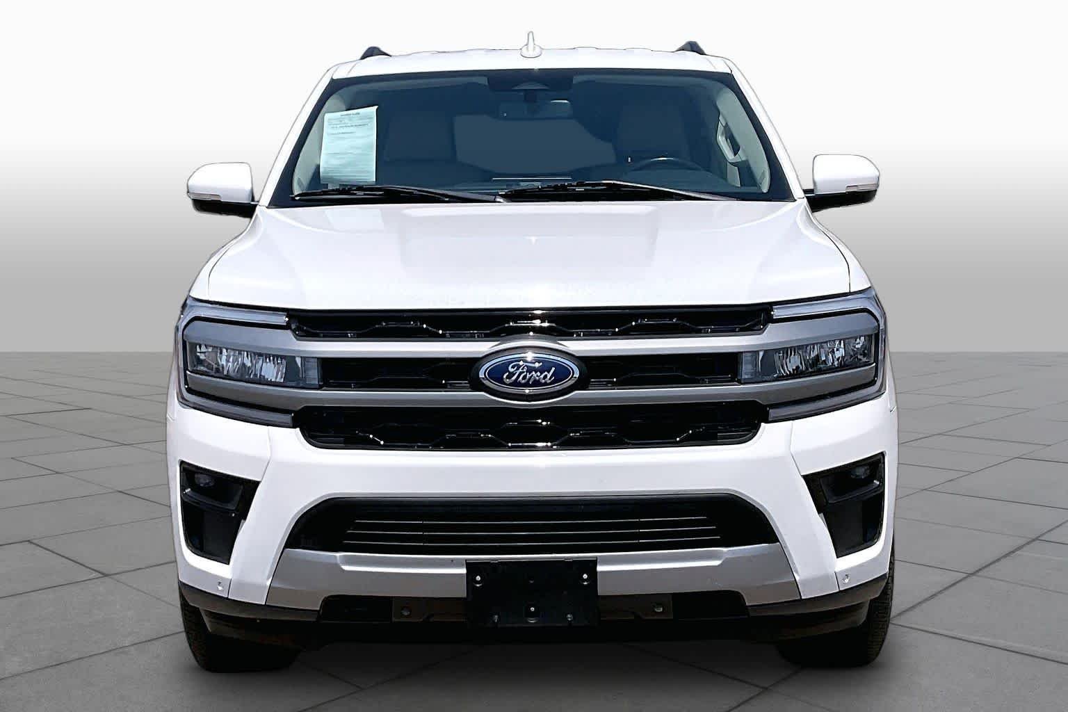 Used 2024 Star White Metallic Tri-Coat Ford XLT image 3