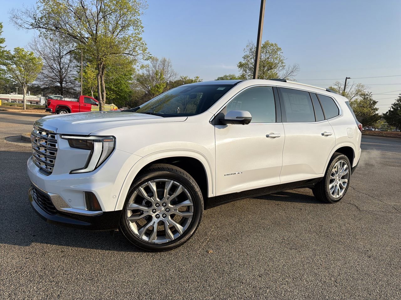 2026 GMC Acadia Denali FWD's photo
