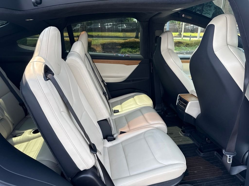 Used 2019 Pearl White Multi-Coat Tesla Long Range image 22