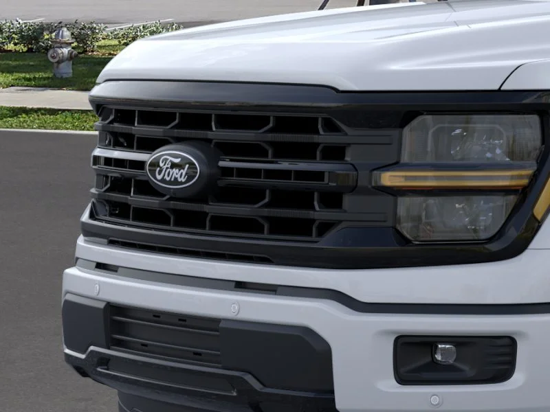 New 2026 Oxford White Ford XLT image 42