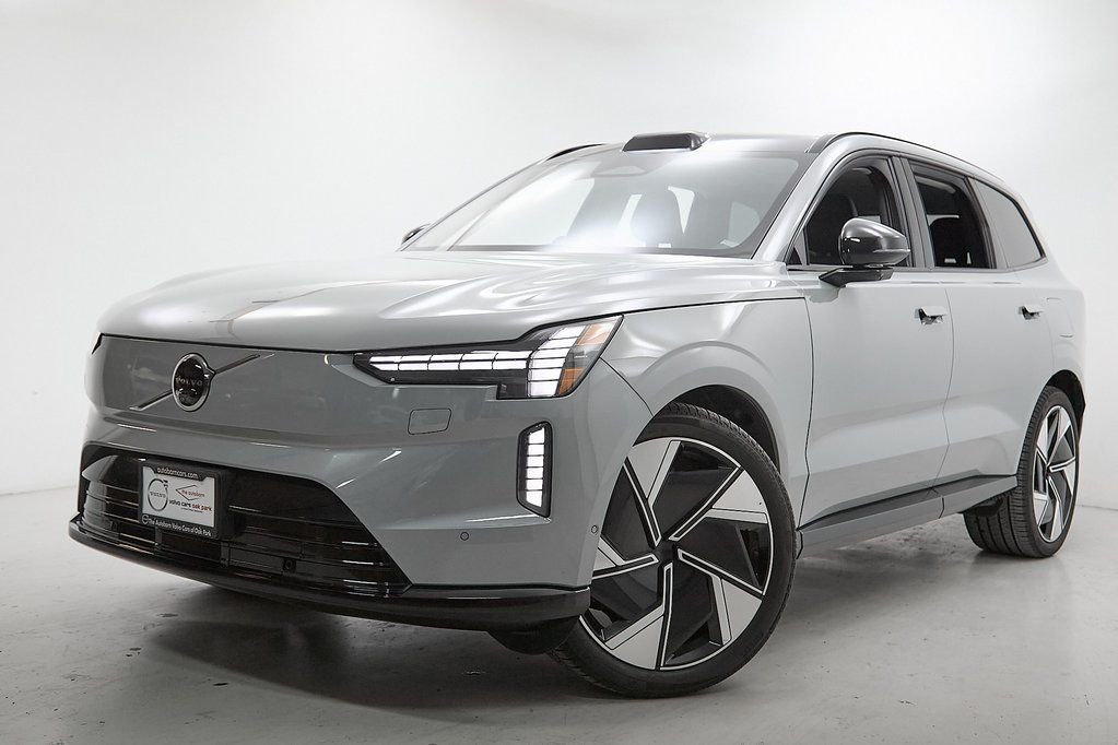 Certified 2025 Volvo EX90 Ultra with VIN 7JDE23VLXSG000612 for sale in Oak Park, IL