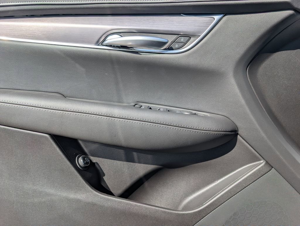 2026 Cadillac XT5 Luxury - Photo 14