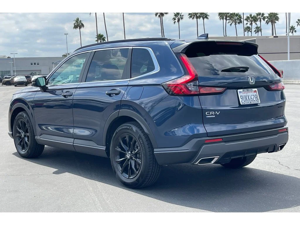 Used 2025 Canyon River Blue Metallic Honda Sport image 3