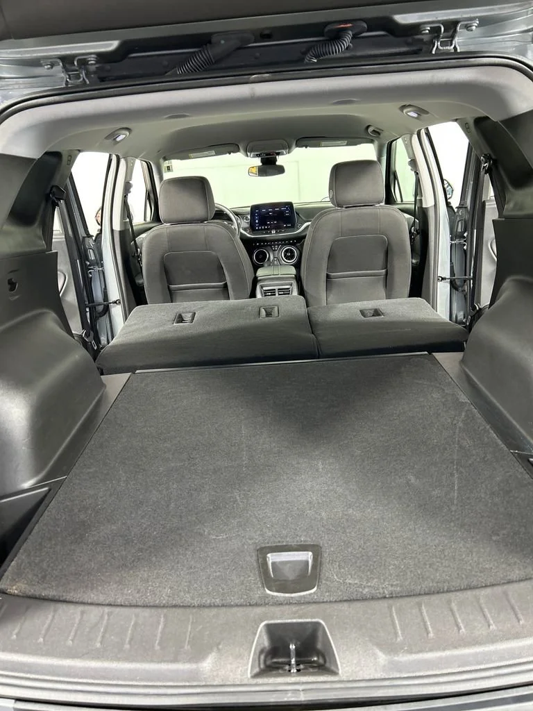 Used 2025 Sterling Gray Metallic Chevrolet 2LT image 20