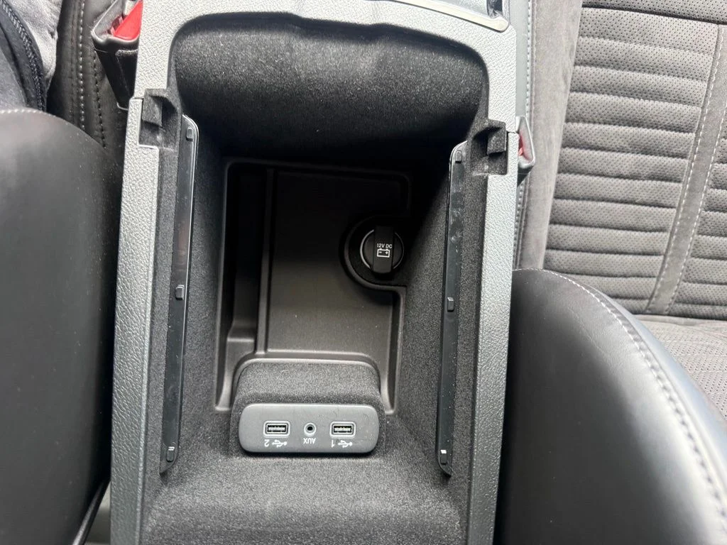 Used 2023 Green Dodge R/T Scat Pack image 32