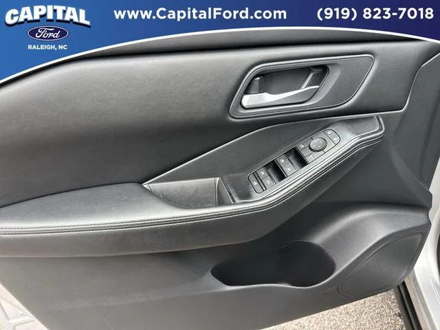 Used 2025 Silver Nissan SV image 20