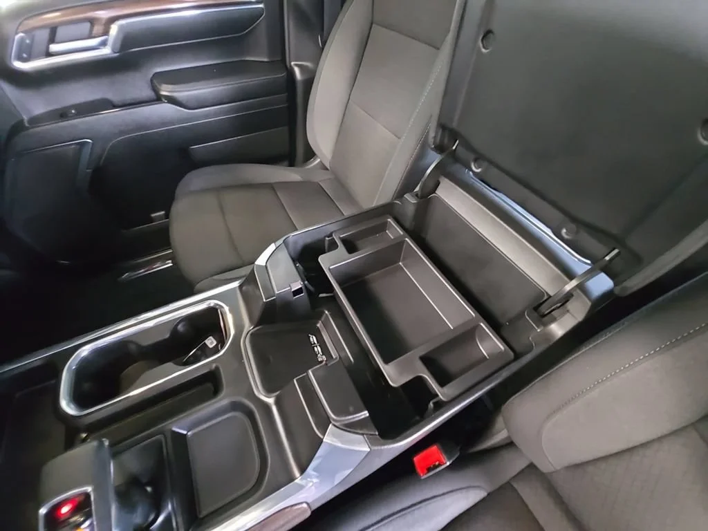 Used 2024 Summit White Chevrolet RST image 27