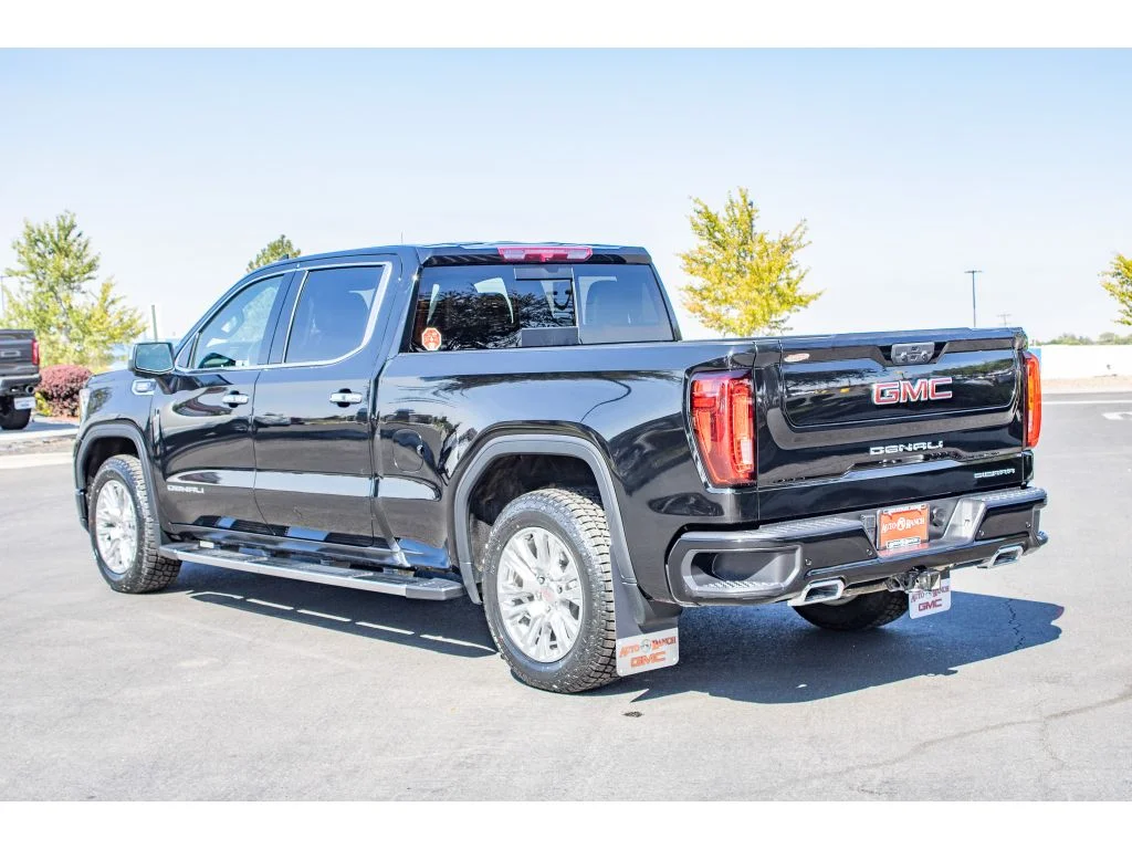 Used 2024 Onyx Black GMC Denali image 6