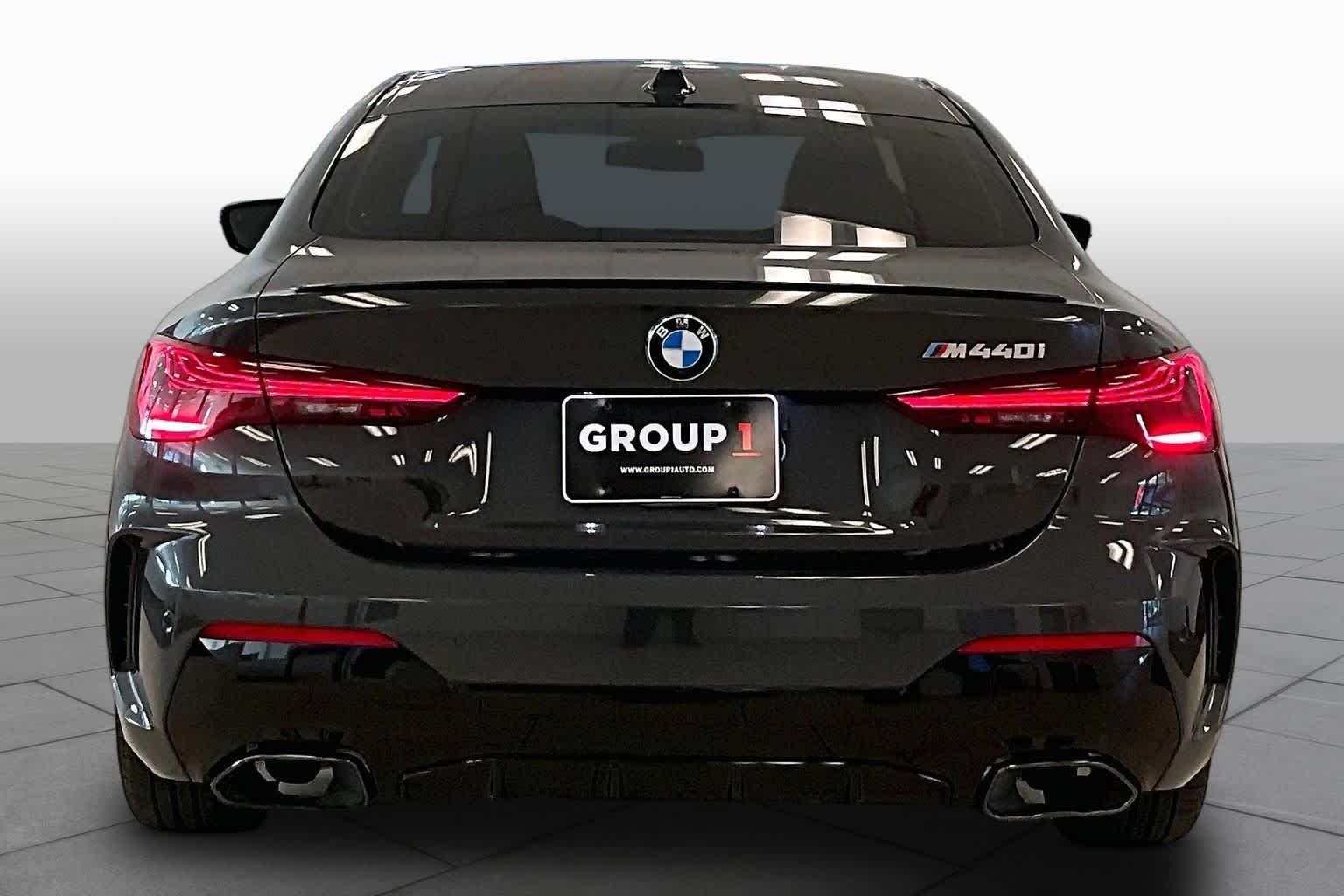 Used 2025 Dravit Grey Metallic BMW M440i image 4