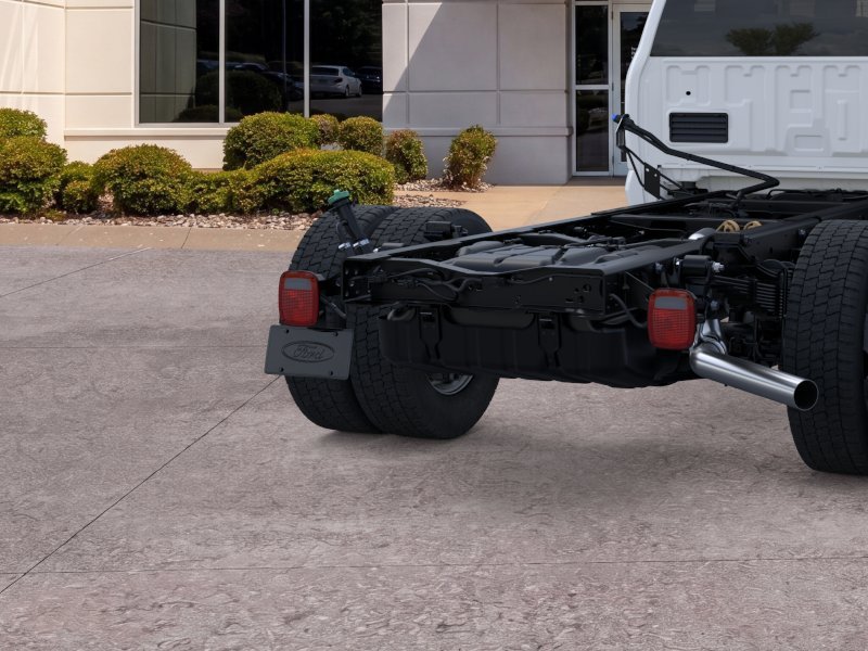 2026 Ford F-550 Super Duty Chassis Cab XL - Photo 21