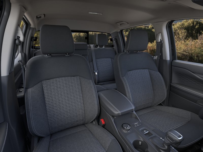 New 2025 Shadow Black Ford XLT image 31
