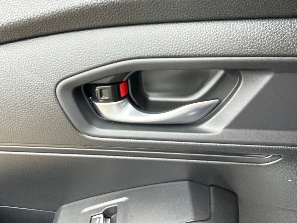 Used 2024  Honda EX image 12