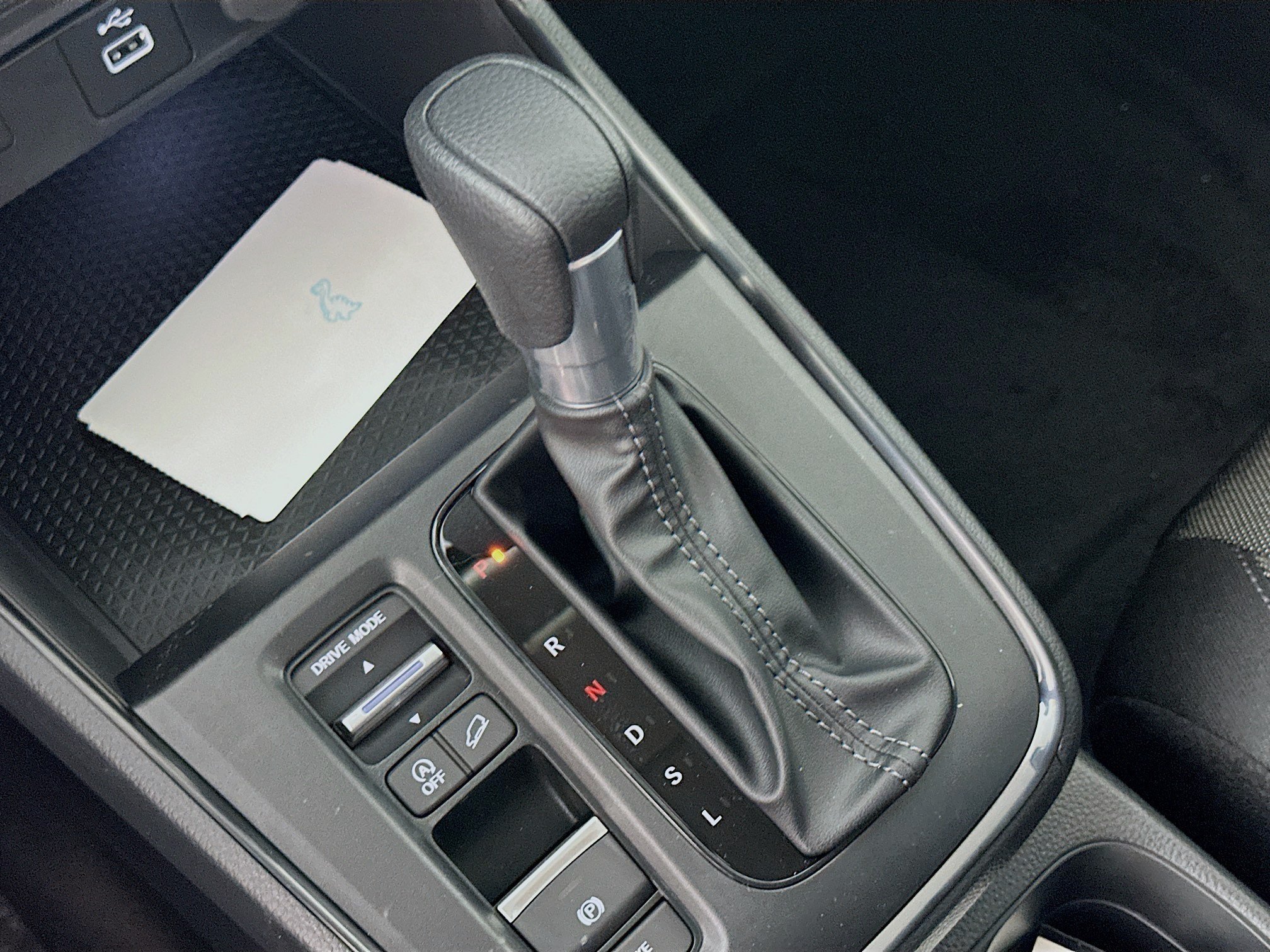 2025 Honda CR-V LX - Photo 13