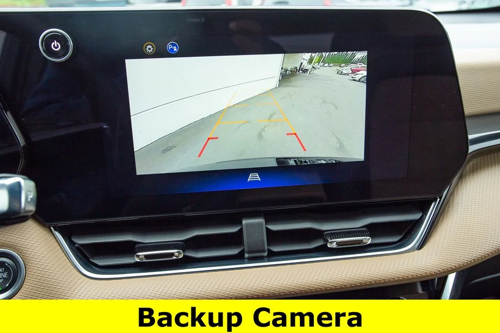 Used 2025 Black Metallic Chevrolet AWD ACTIV image 15