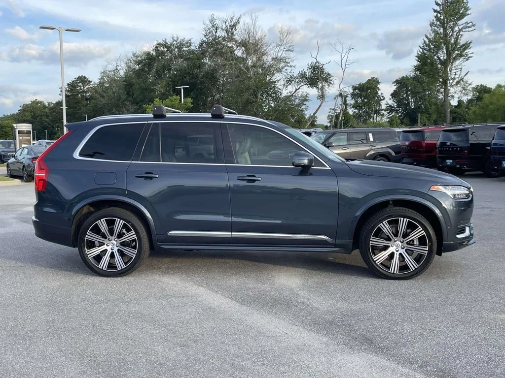 Certified Used 2023 Denim Blue Volvo Plus image 29