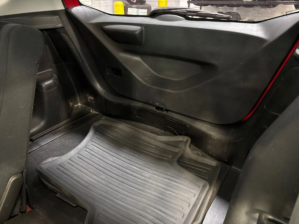 Used 2009 Red Honda Sport image 11