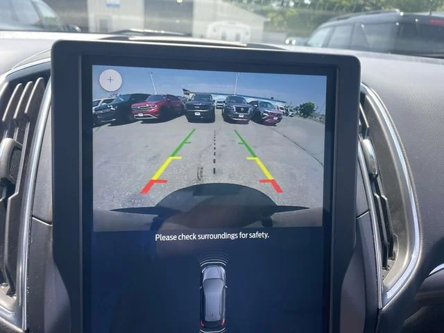 2024 Ford Edge Titanium - Photo 24