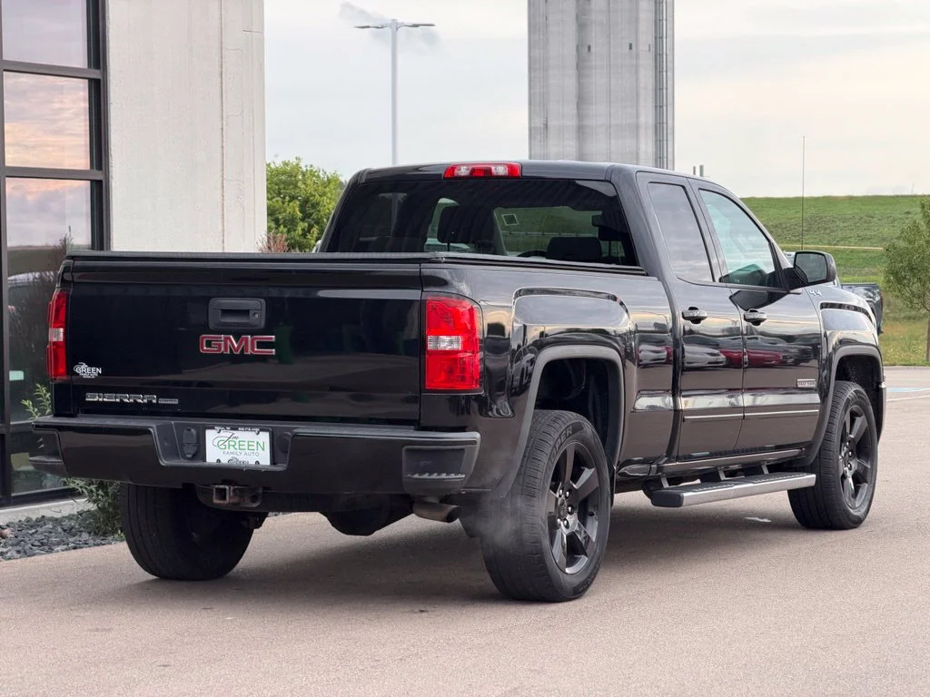 Used 2019 Black GMC Base image 5