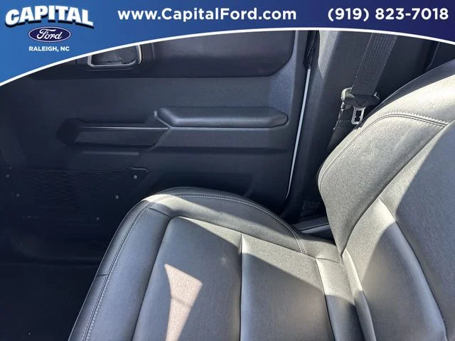 Used 2025 White Ford Badlands image 28